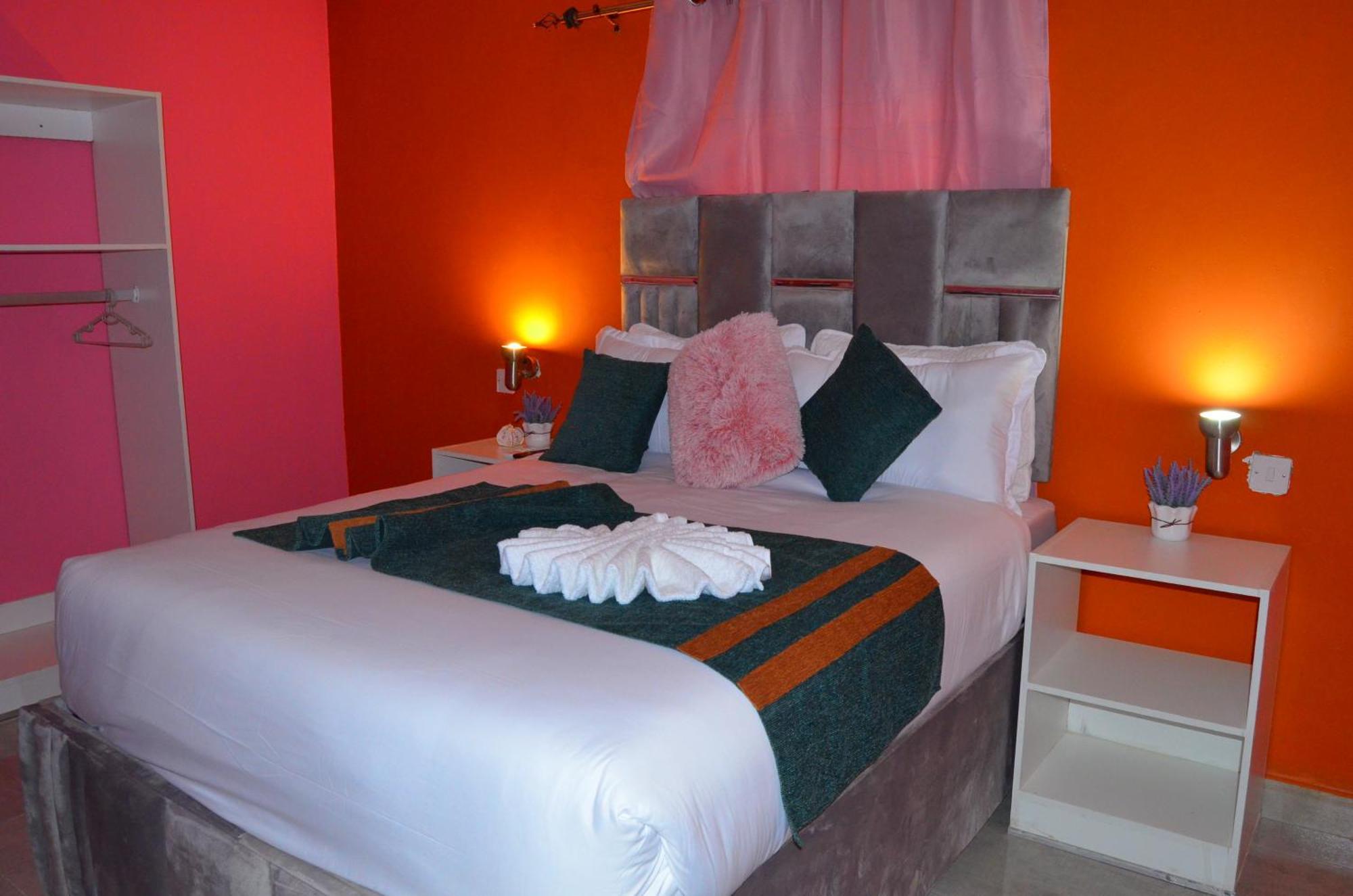 Chobe Kulotu Guest House Kasane Esterno foto